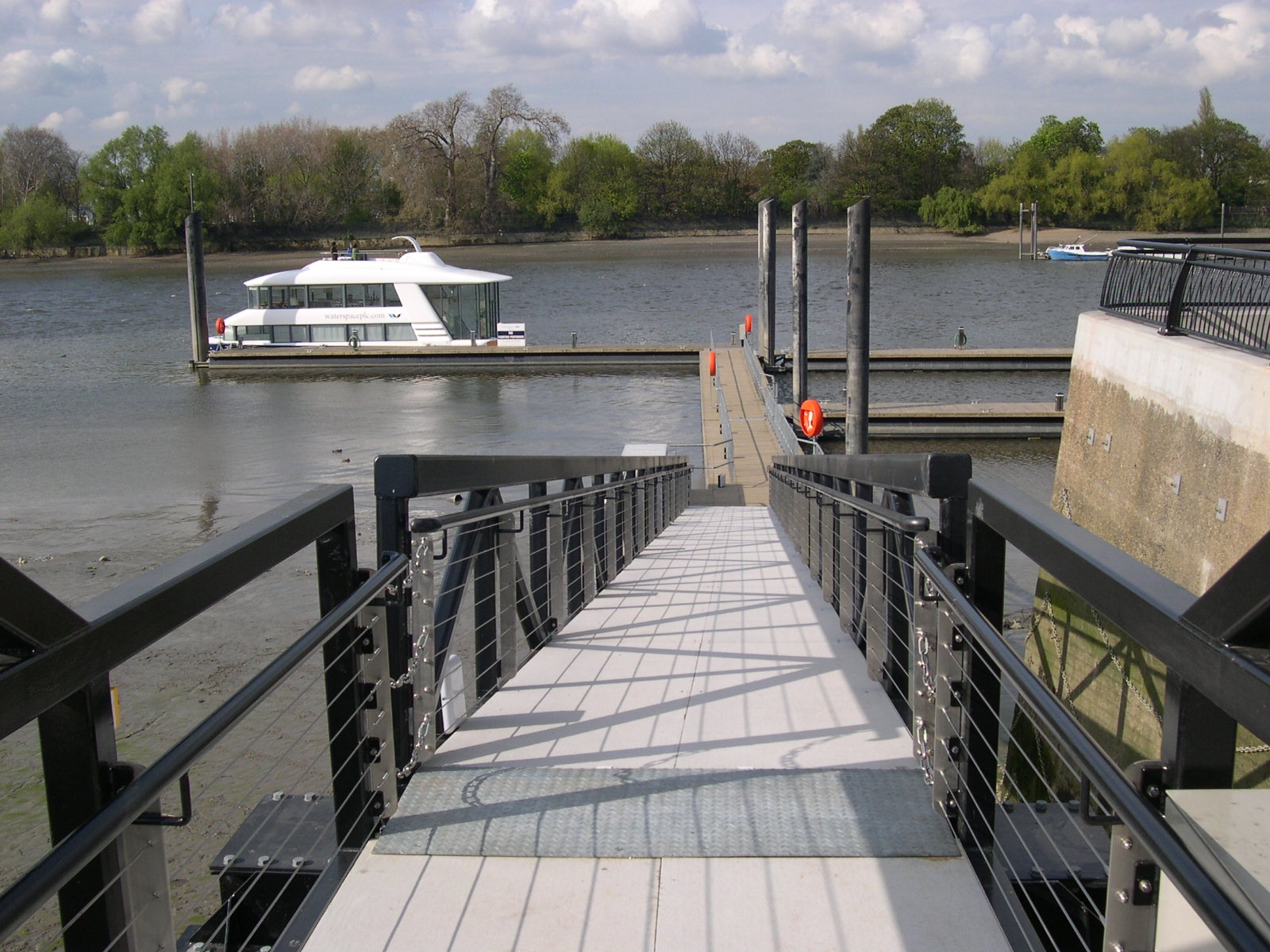 Wandsworth pontoon