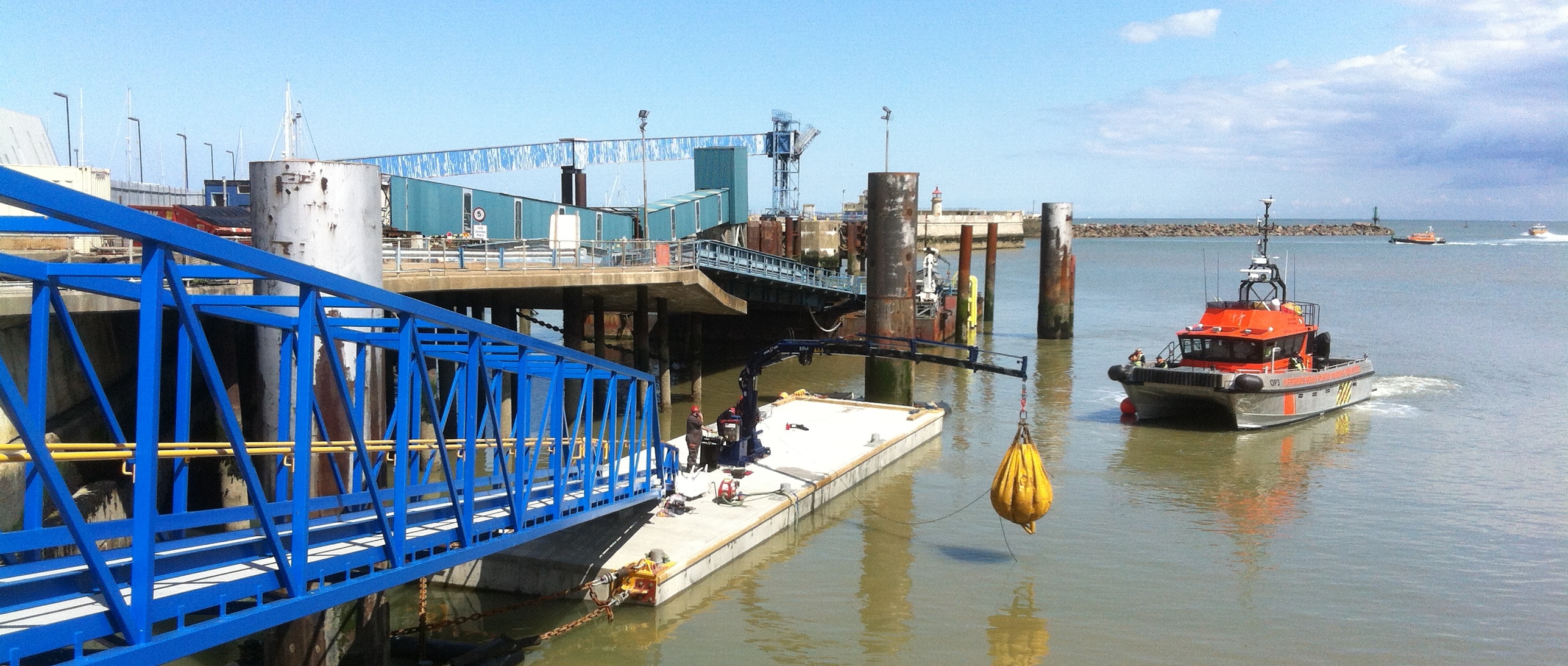 Vattenfall pontoon